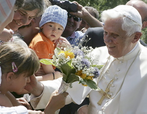 Que Dios le bendiga: El Papa muestra cómo tanto la izquierda como la derecha son enemigas de la libertad