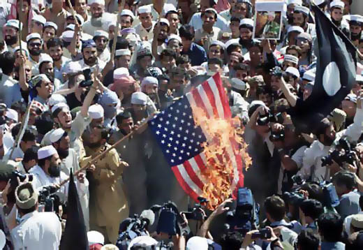 Islamistas pisotean libertad de expresión