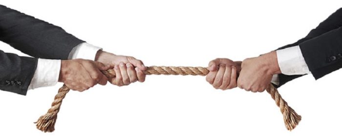 Los «conflictos» de intereses entre los hombres — por Ayn Rand
